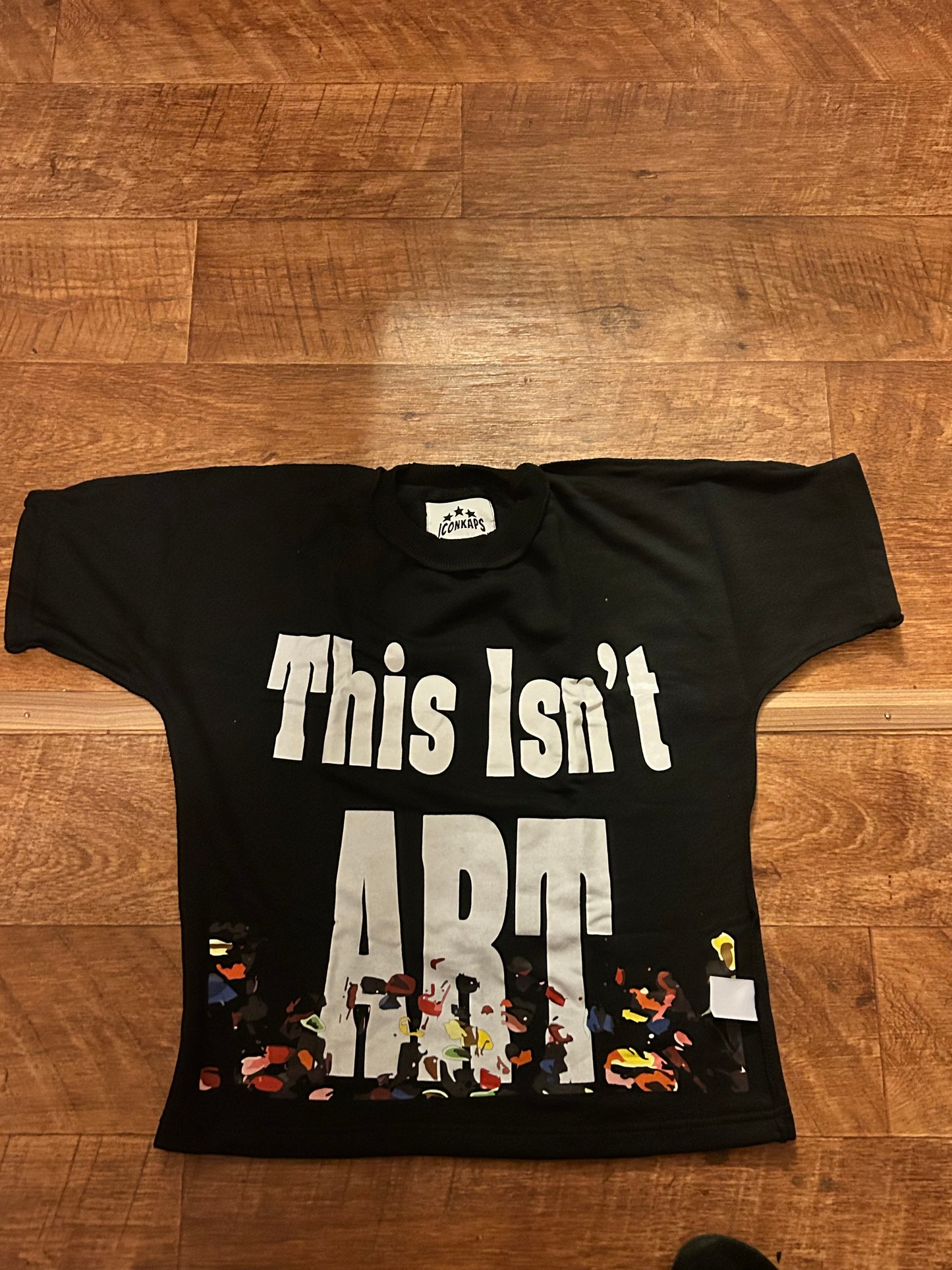 This isn’t Art Crop tee BLK